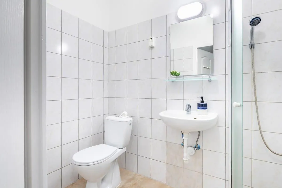 Central New Studio - Simple Stay Budapest 0*,  Ungheria